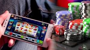 Live Sic Bo table on sihir 117 with three dice in shaker and betting interface